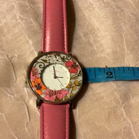 Vera Bradley Floral watch face with Leather pink band - Picture 10 of 10